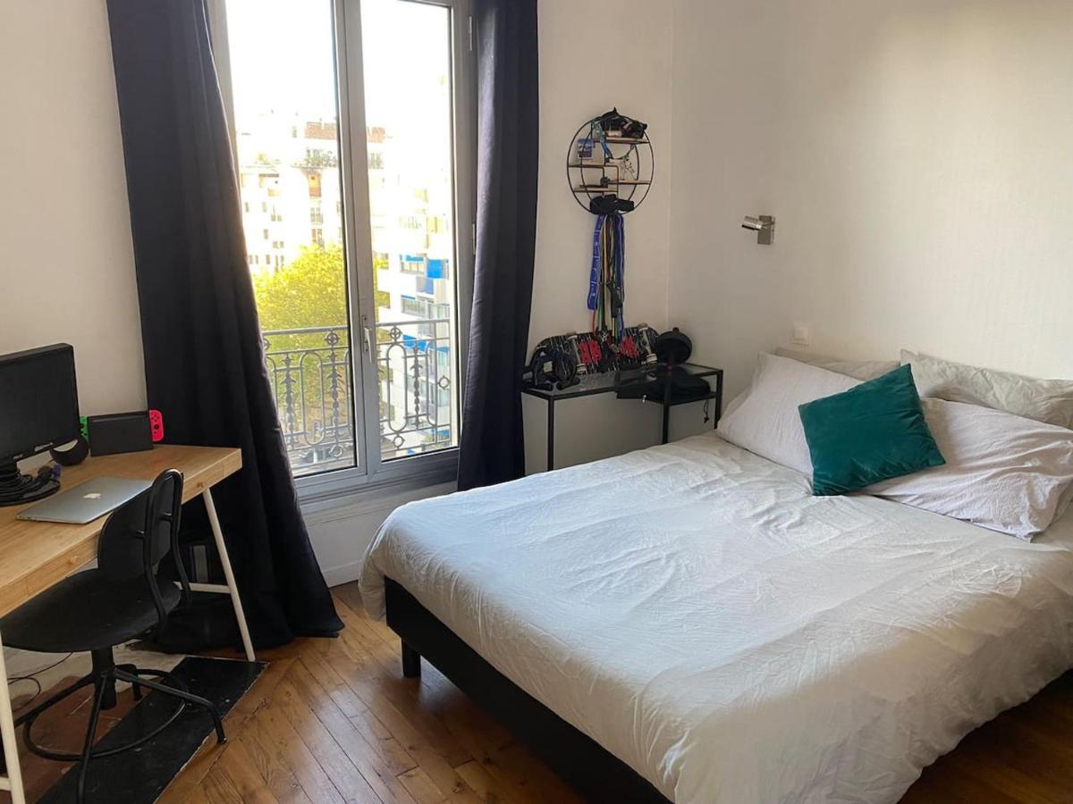 Appartement Buttes Chaumont Paris Exterior photo